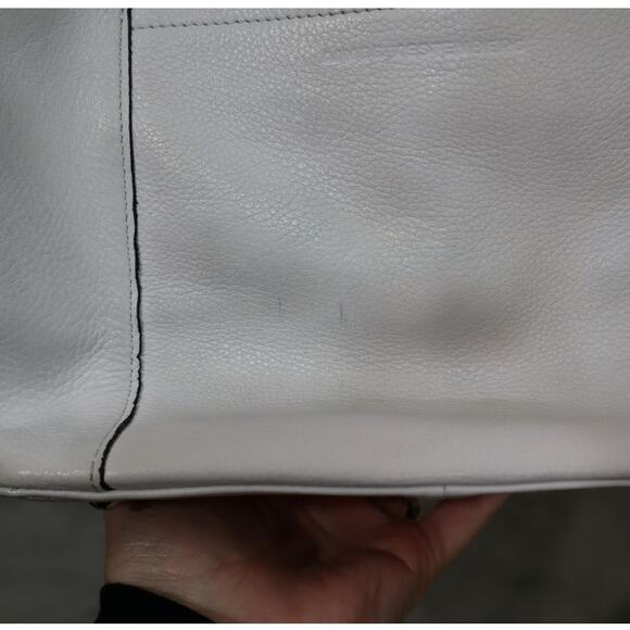 Aimee Kestenberg Leather Bucket Crossbody Bag Fly With Me Cloud - Picture 7 of 10